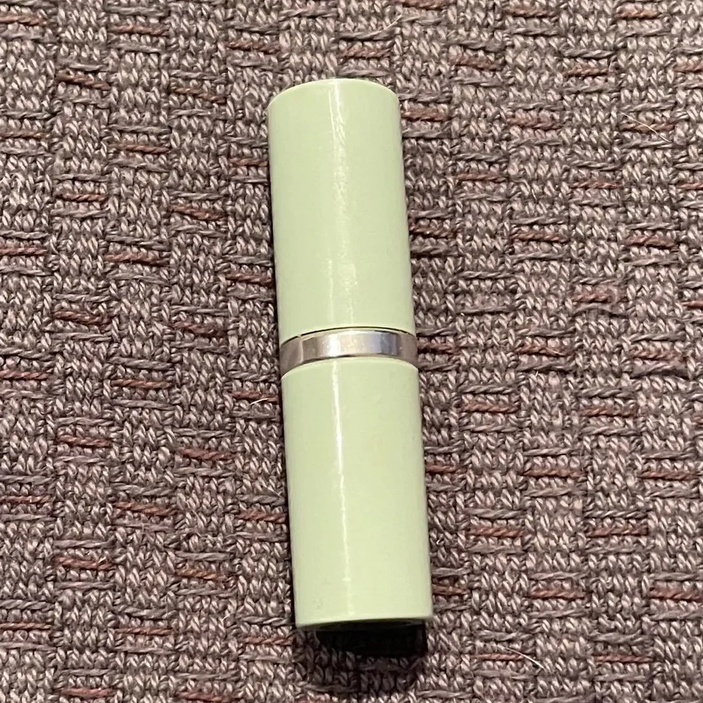 Discontinued. NEW - Clinique Perfect Beige Long Last Soft Shine Lipstick